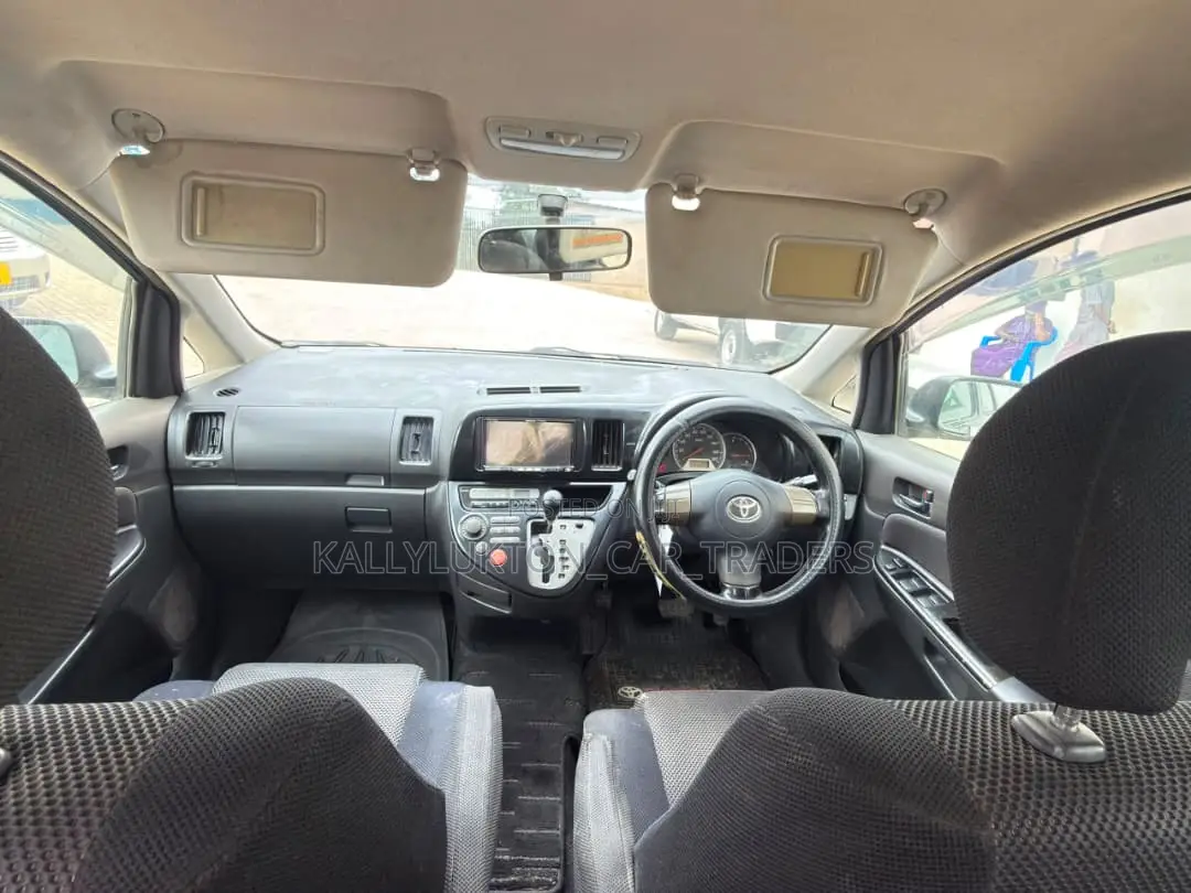 Toyota Wish 2005 Black