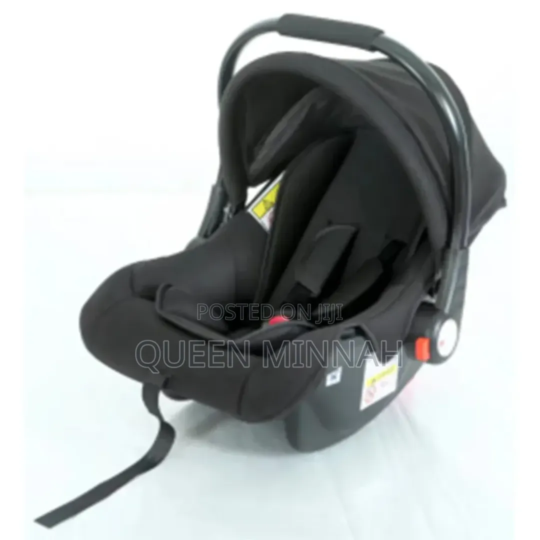 Infant Car Seat / Baby Carrier