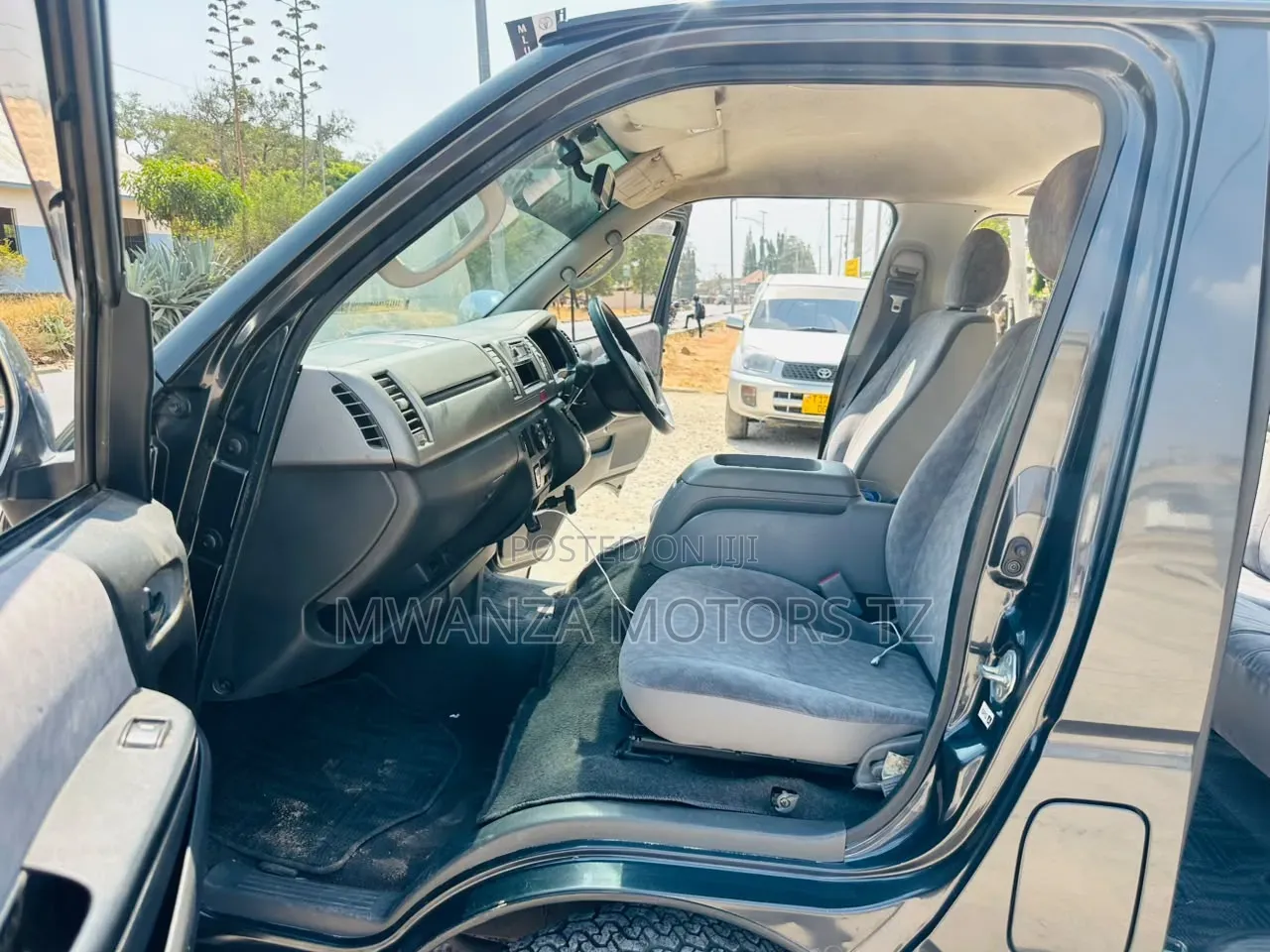 Toyota Quantum 2007 Black