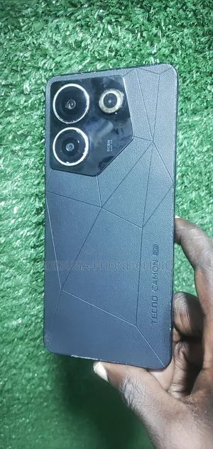 Tecno Camon 20 128 GB Black