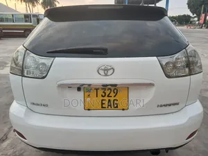 Toyota Harrier 2006 White