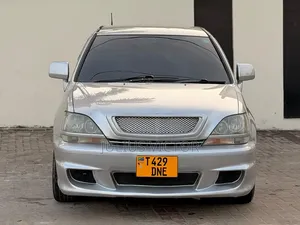 Toyota Harrier 2002 Silver