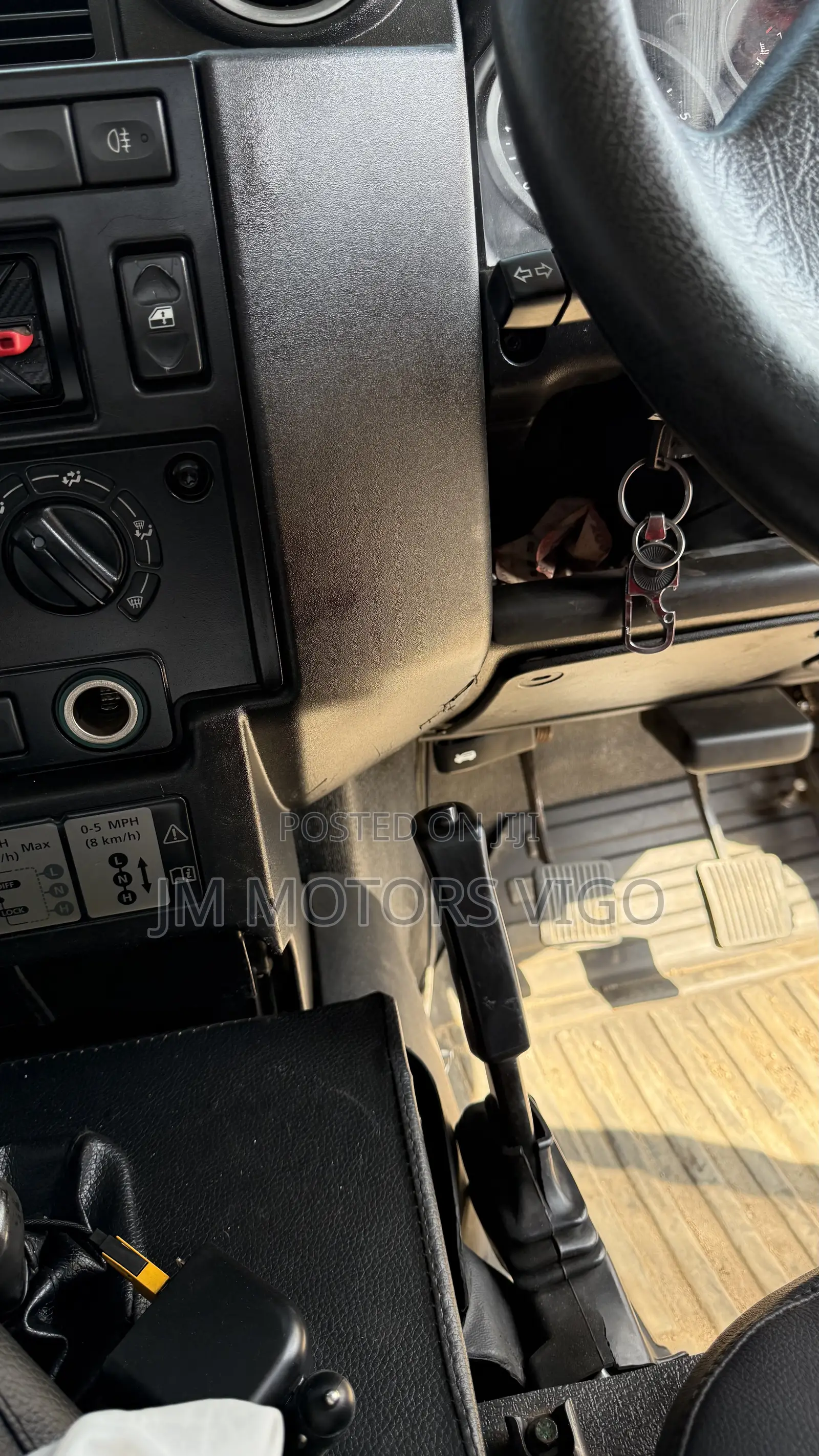 Land Rover Defender 2010 White