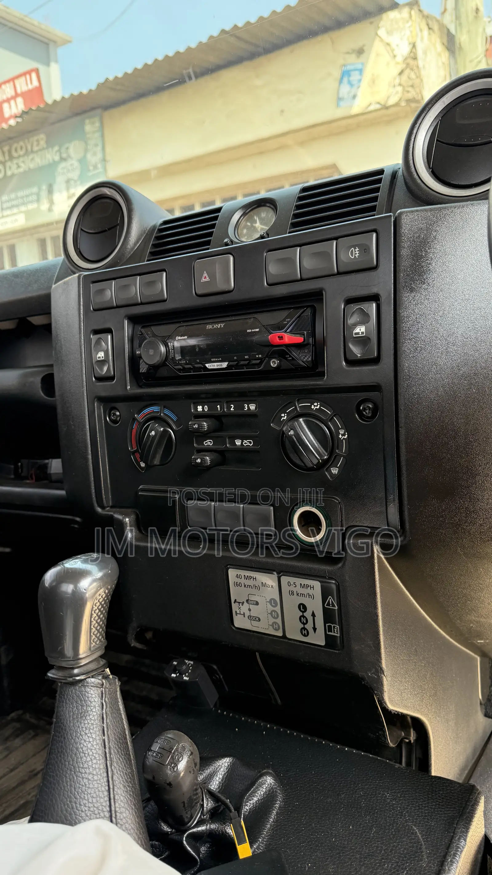 Land Rover Defender 2010 White