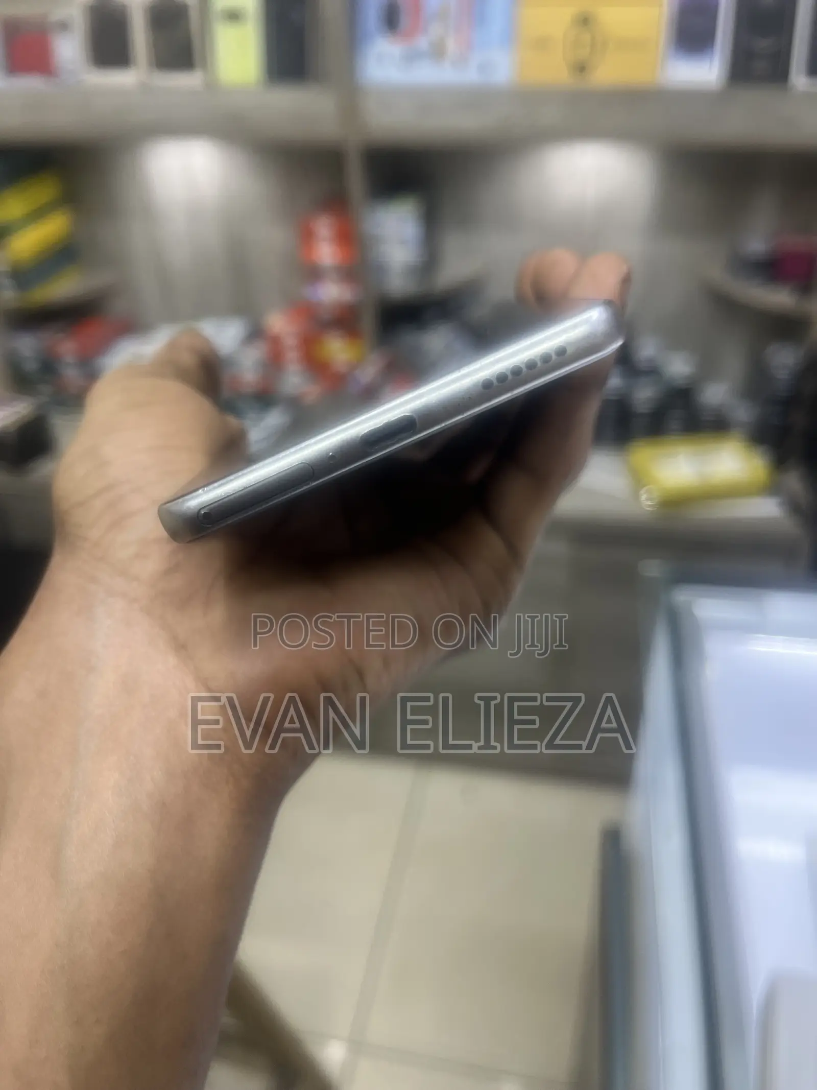 Tecno Camon 40 256 GB Silver