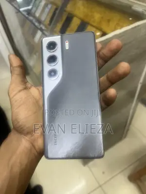 Tecno Camon 40 256 GB Silver