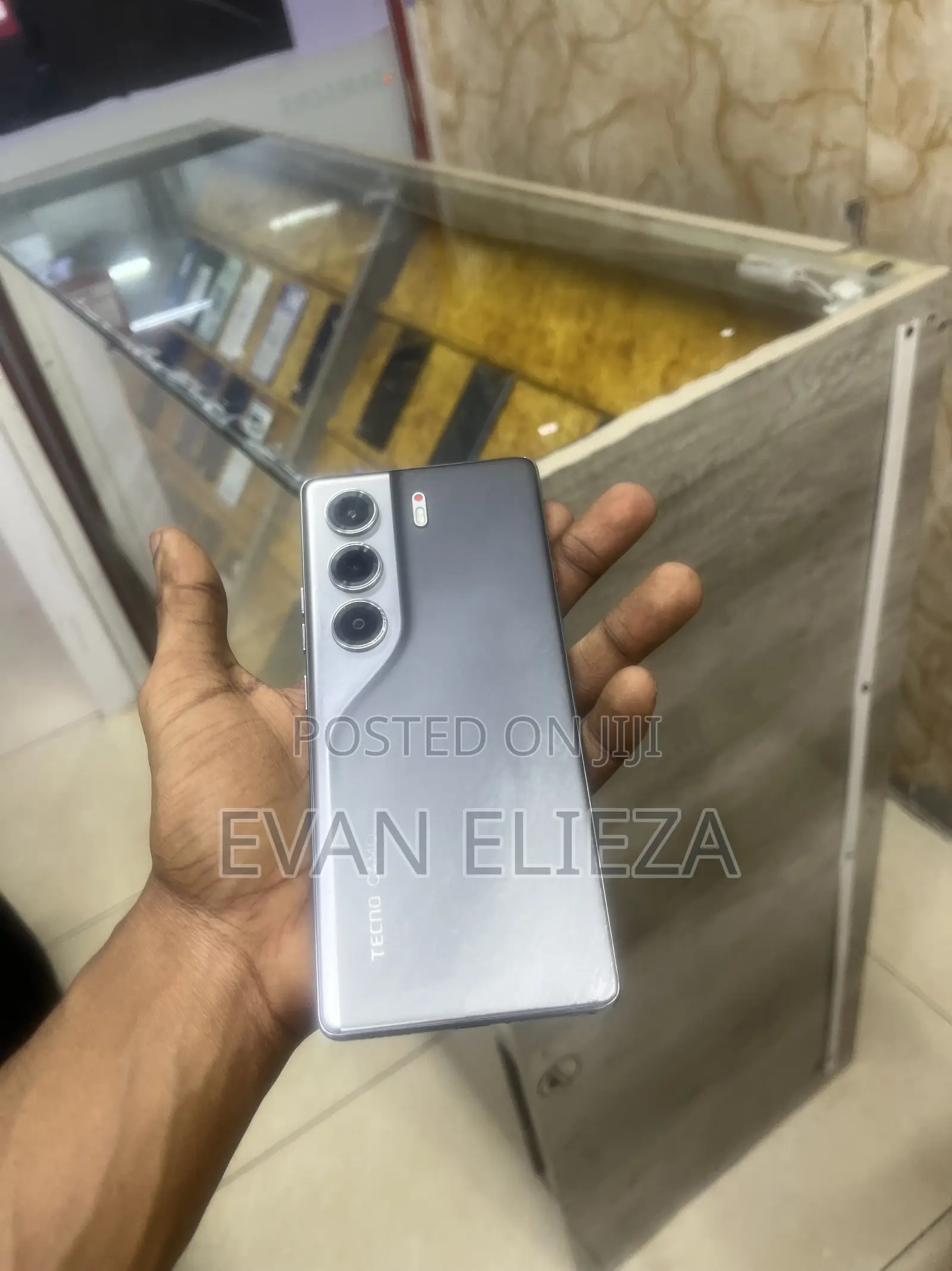 Tecno Camon 40 256 GB Silver