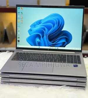 Laptop HP ZBook Firefly 16inch G9 16GB Intel Core i7 SSD 512GB