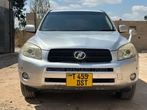 Toyota RAV4 2.0 2005 Silver