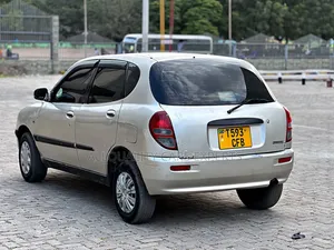 Daihatsu Mira 2005 Silver