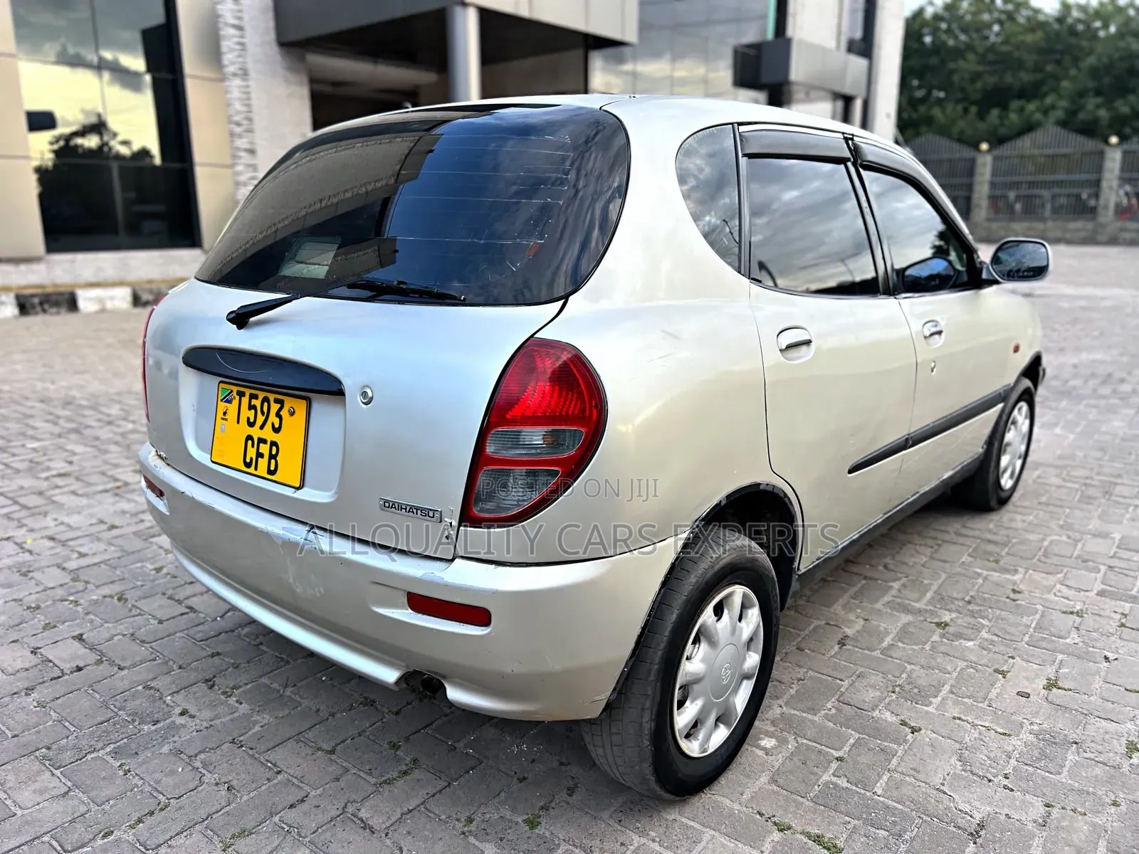 Daihatsu Mira 2005 Silver