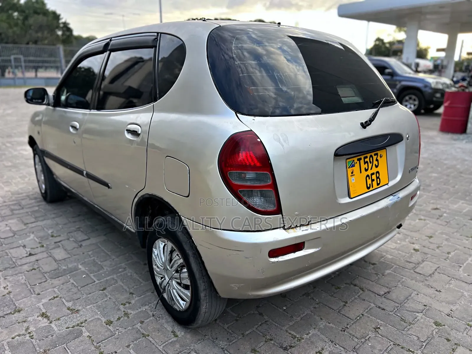 Daihatsu Mira 2005 Silver