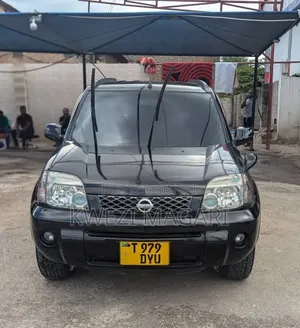 Nissan X-Trail 2004 Black