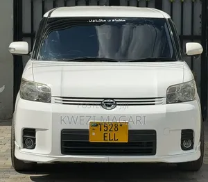 Toyota Corolla Rumion 2009 White