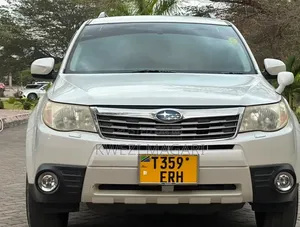 Subaru Forester 2009 White