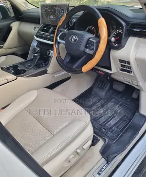 Toyota Land Cruiser 2023 White