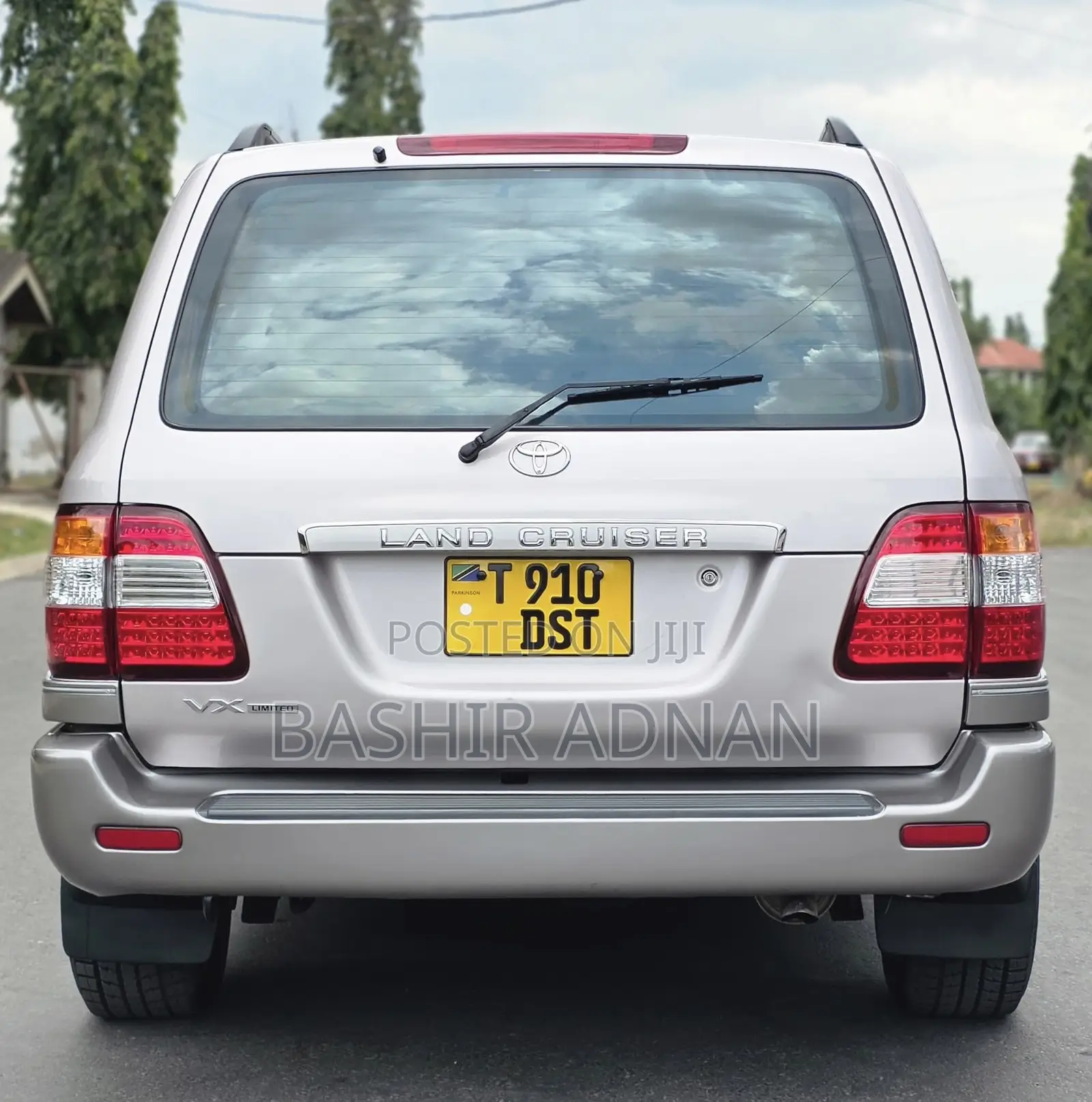 Toyota Land Cruiser 2000 Silver