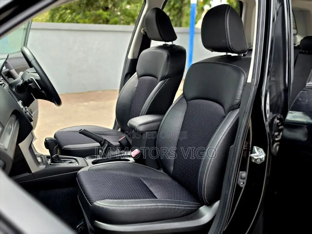 Subaru Forester 2.0XT Premium 4dr SUV AWD (2.0L 4cyl Turbo CVT) 2014 Black