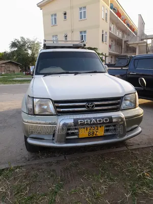 Toyota Land Cruiser Prado 2000 White