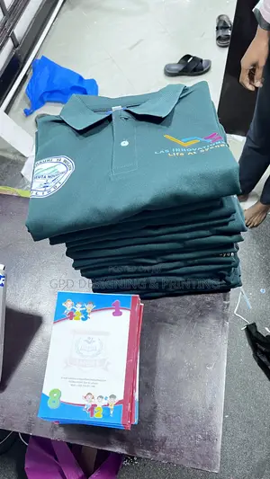 Tunauza Na Kuprint T Shirt Tajir