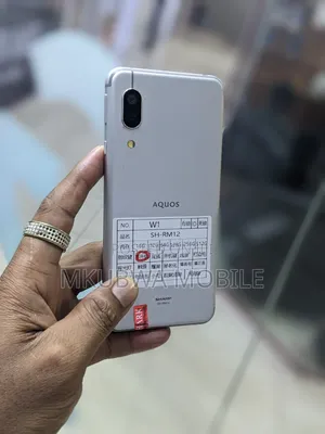 Sharp Aquos Sense 3 Basic SHV48 64 GB White