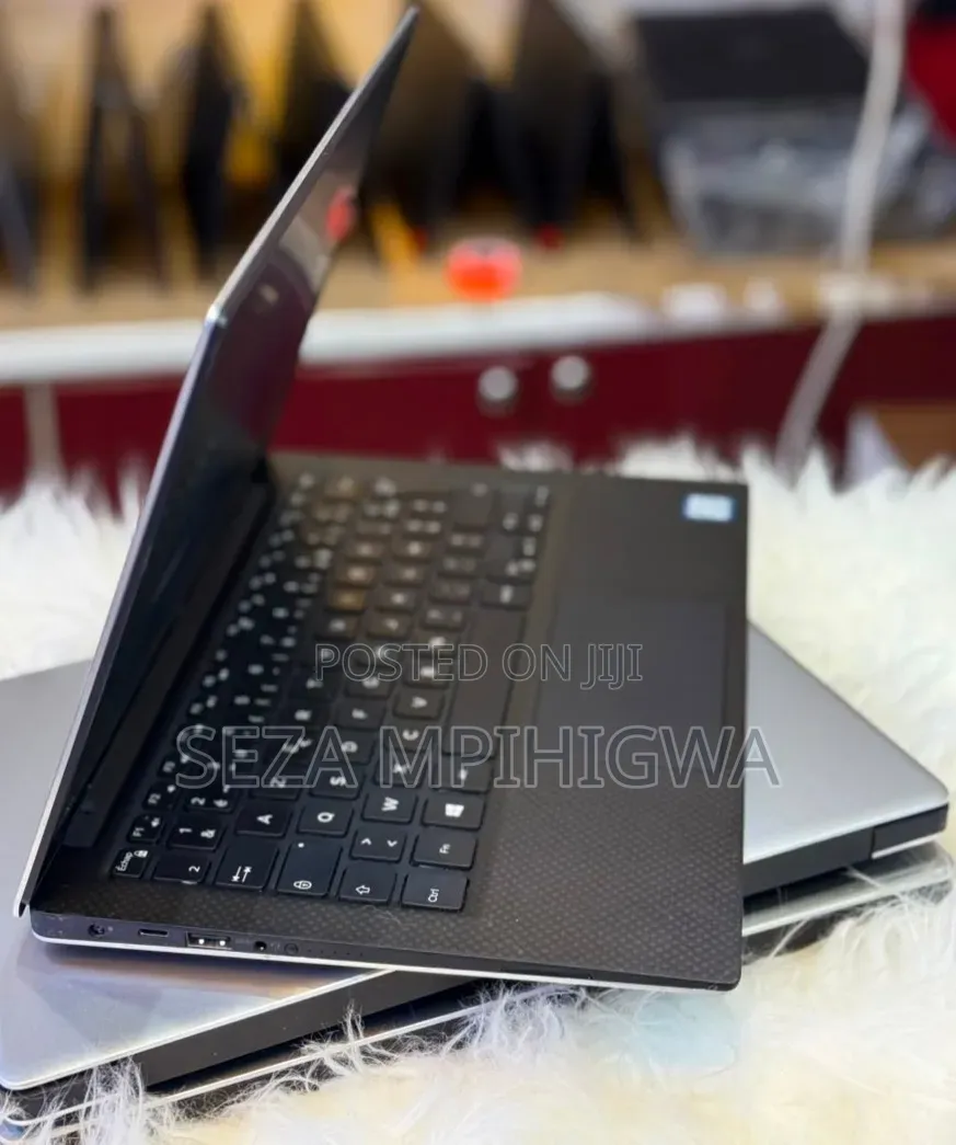 Laptop Dell XPS 13 9350 8GB Intel Core i5 SSD 256GB