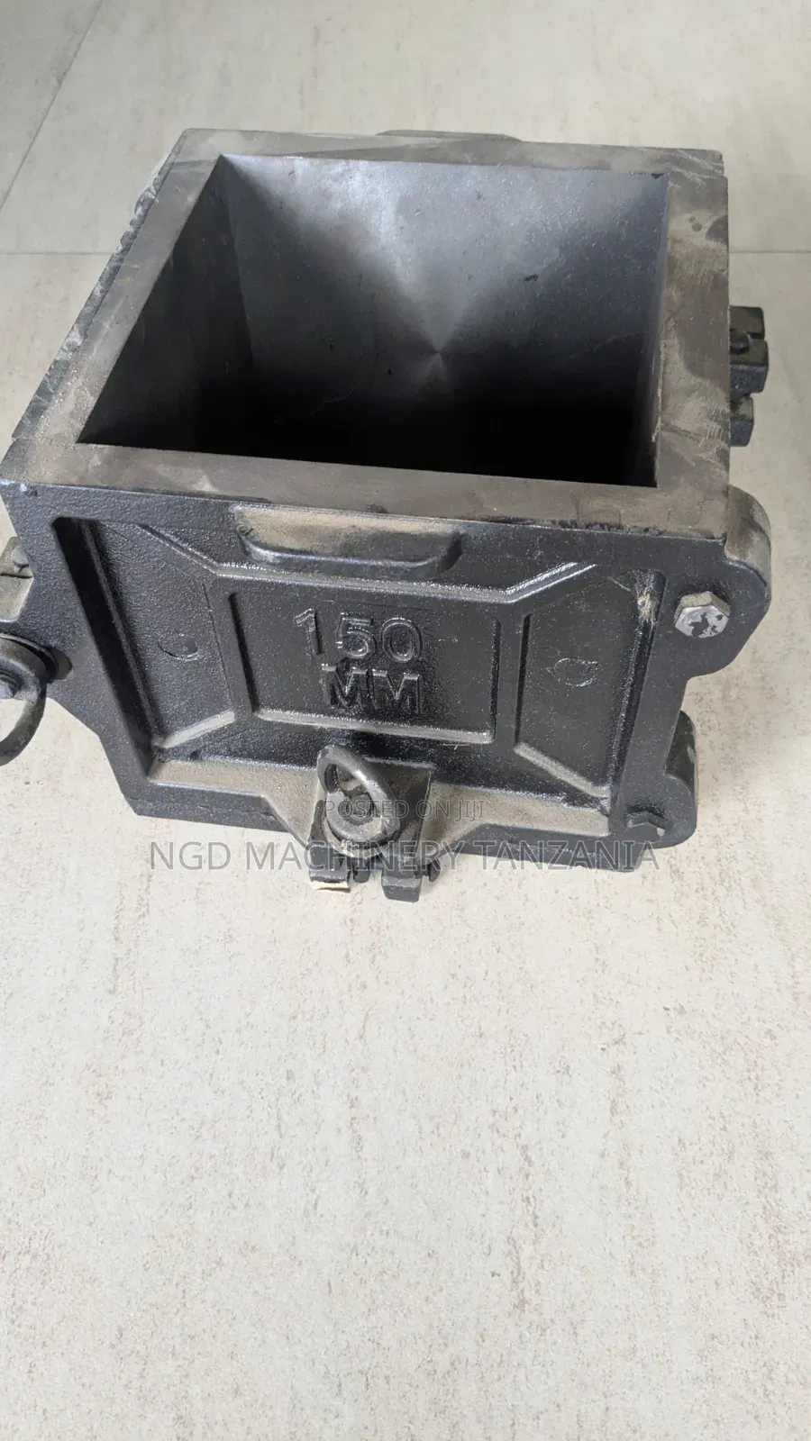 Cast Iron Concrete Test Cube