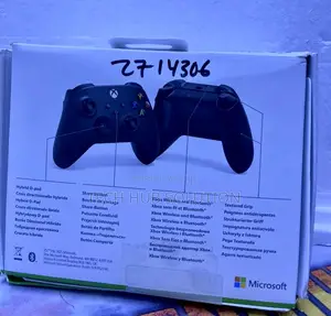 Xbox Wireless Controller – Carbon Black