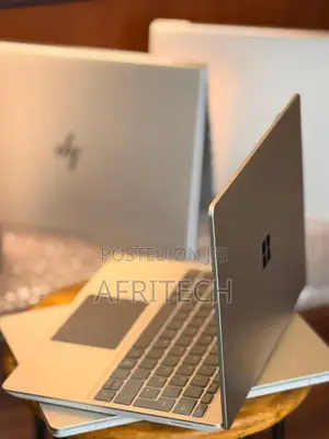 Laptop Microsoft Surface Laptop Go 8GB Intel Core i5 SSD 256GB