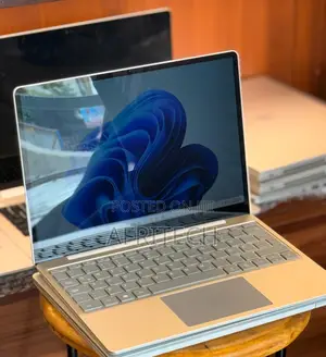 Laptop Microsoft Surface Laptop Go 8GB Intel Core i5 SSD 256GB