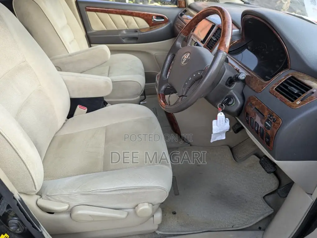 Toyota Alphard 2006 Black