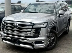 Toyota Land Cruiser 2024 Silver