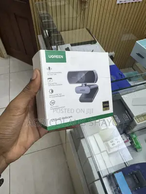 UGREEN 1080p Full HD USB Webcam (Dual Mic Auto Brightness)