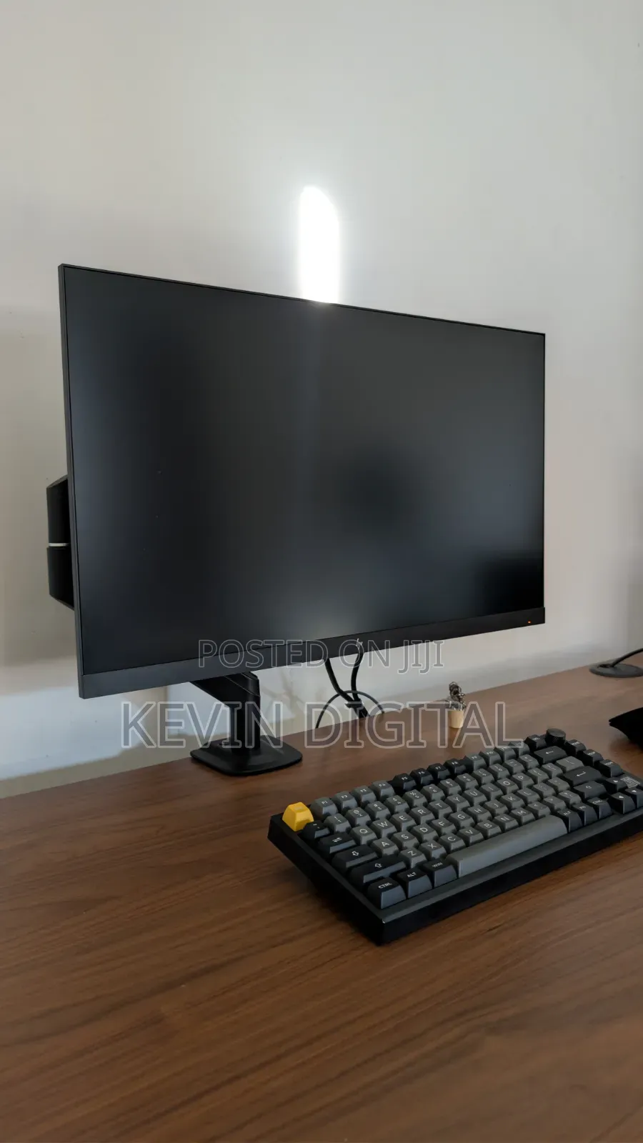 Desk Mount Single