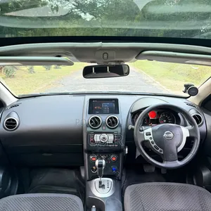 Nissan Dualis 2010 Silver