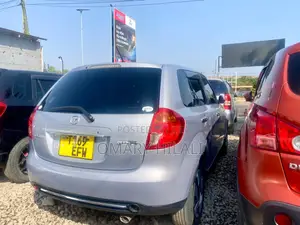 Mazda Verisa 2008 Silver