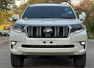 Toyota Land Cruiser Prado 2021 White