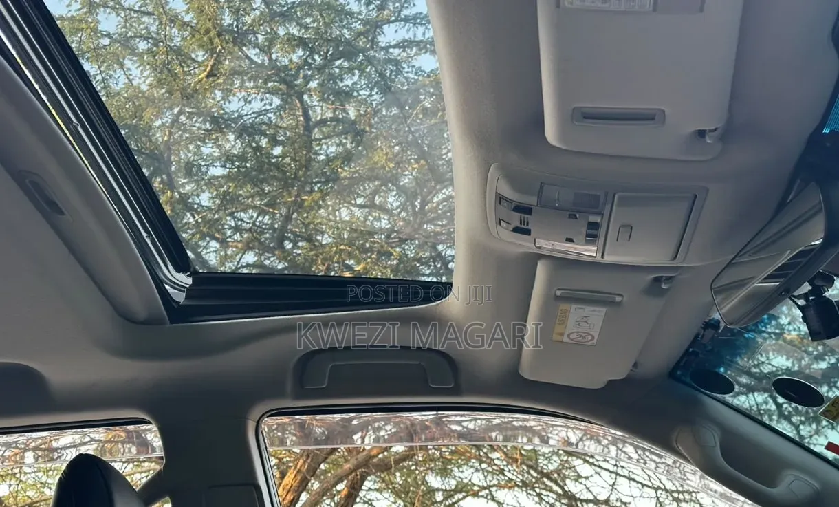 Toyota Land Cruiser Prado 2021 White