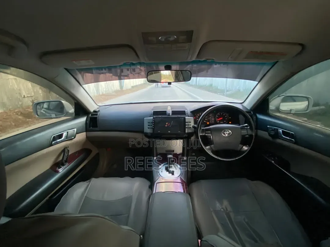 Toyota Mark X 2006 Silver