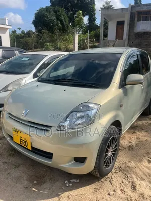Toyota Passo 2005 Beige