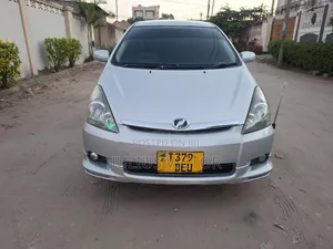 Toyota Wish 2004 Silver