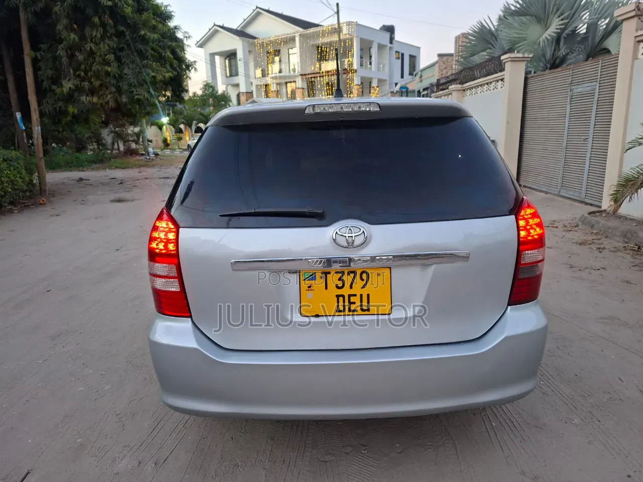 Toyota Wish 2004 Silver