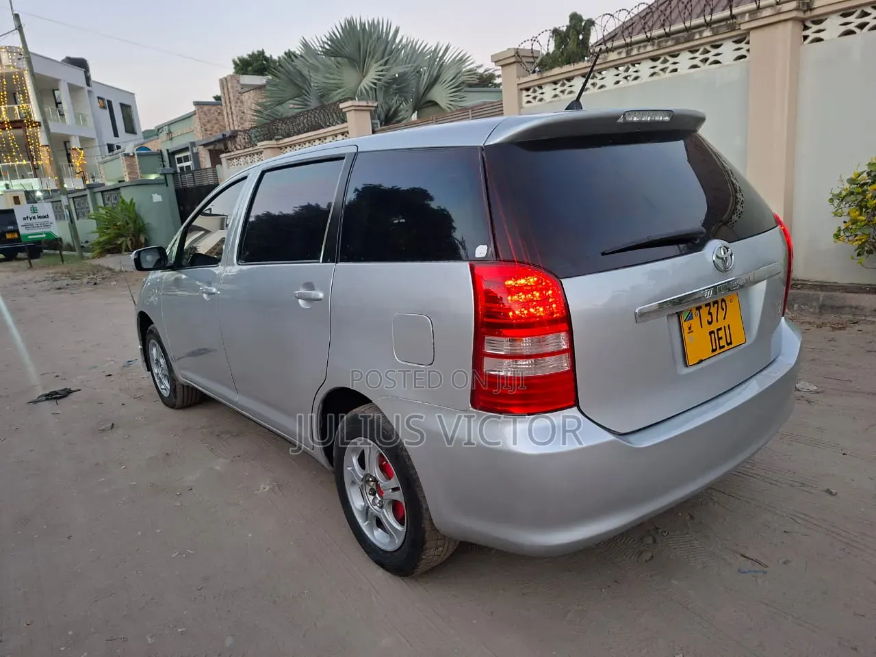 Toyota Wish 2004 Silver