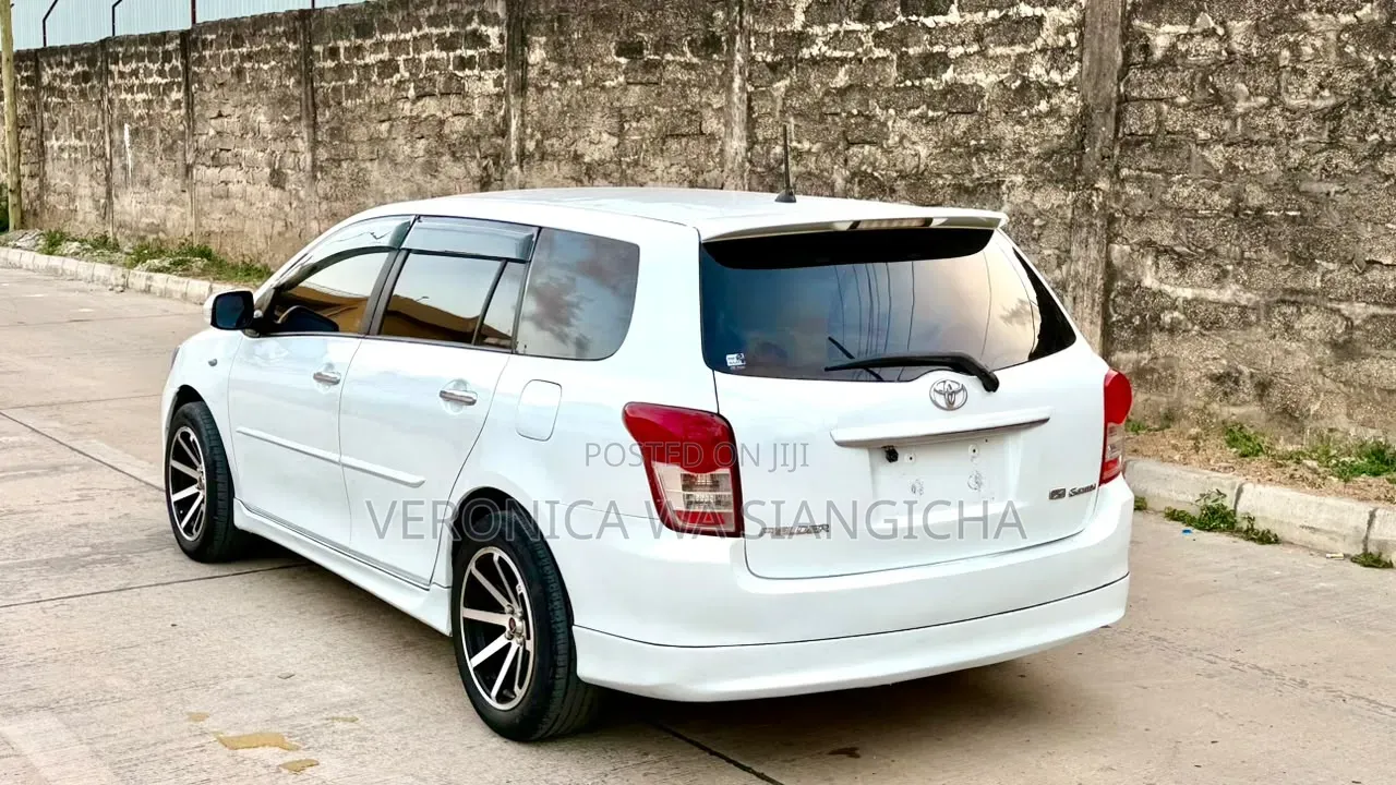 Toyota Corolla Fielder 2010 White