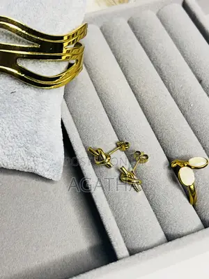 Bow Knot Earrings