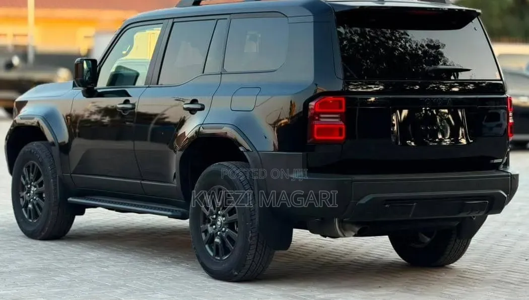 Toyota Land Cruiser Prado 2025 Black