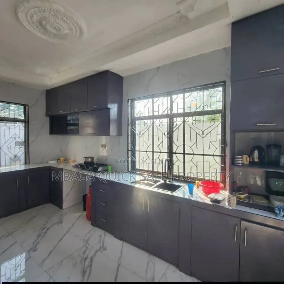 3bdrm House in Kitunda for sale