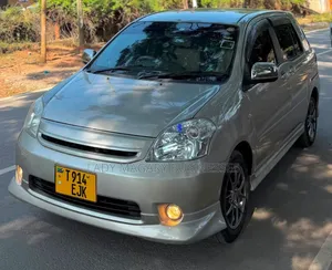 Toyota Raum 1.5 FWD 2006 Beige