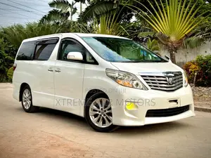 Toyota Alphard 2010 White