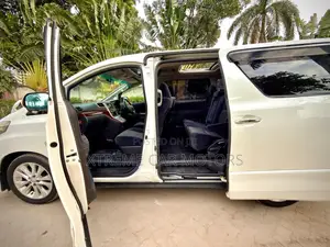 Toyota Alphard 2010 White